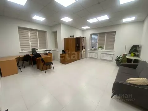 Офис в Воронежская область, Воронеж ул. Летчика Колесниченко, 3 (40 м)