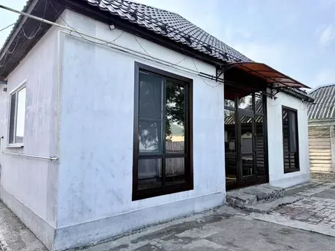 Дом в Омская область, Любинский район, с. Любино-Малороссы ...