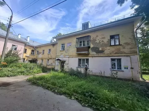 2-к кв. Башкортостан, Уфа Центральная ул., 2 (62.0 м)