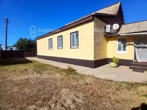Дом в Волгоградская область, Калач-на-Дону пер. Володарского (122 м)
