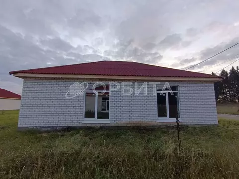 Дом в Тюменская область, Тюменский муниципальный округ, с. Перевалово ...