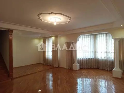 5-к кв. Адыгея, Майкоп ул. Гайдара, 119 (149.5 м)