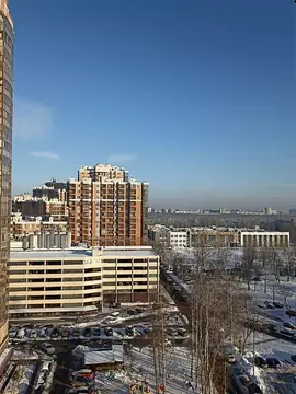 2-к кв. Санкт-Петербург ул. Есенина, 1к1 (64.0 м)