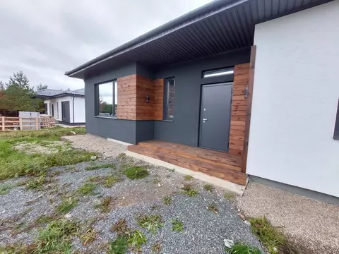 Дом в Свердловская область, Белоярский муниципальный округ, пос. ...