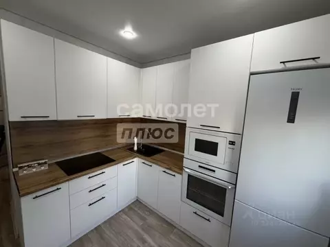 1-к кв. Челябинская область, Челябинск ул. Хохрякова, 34 (39.9 м)