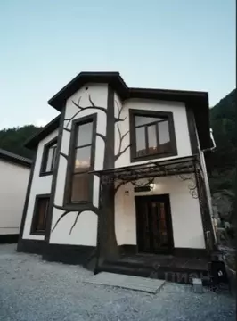 Дом в Кабардино-Балкария, Эльбрусский район, с. Эльбрус ул. Согаева, ...