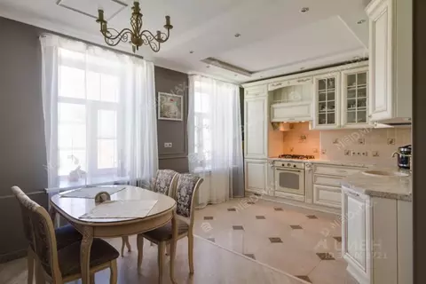 3-к кв. Санкт-Петербург ул. Тарасова, 11 (70.0 м)