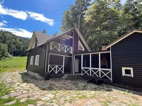 Дом в Алтайский край, Белокуриха Алтайская ул., 150 (90 м)