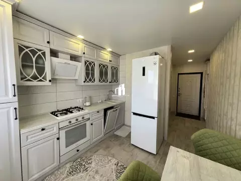 Продается 2-комнатная квартира