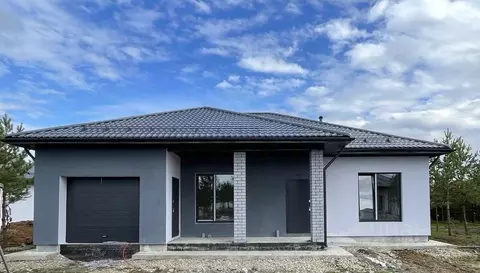 Дом в Свердловская область, Белоярский муниципальный округ, пос. ...