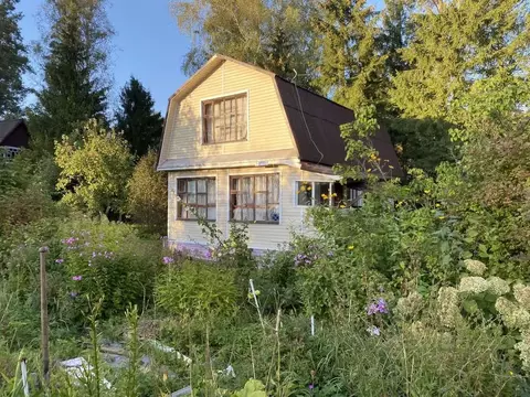Дом в Ленинградская область, Киришский район, Пчевжинское с/пос, ...