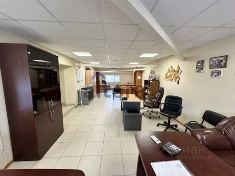 Помещение свободного назначения в Татарстан, Казань ул. Адоратского, ...