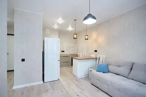 1-к кв. Тюменская область, Тюмень ул. Николая Глебова, 3 (40.0 м)