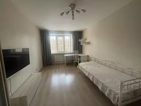 3-к кв. Санкт-Петербург ул. Антонова-Овсеенко, 21 (73.0 м)