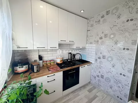 2-к кв. Иркутская область, Ангарск 7-й мкр, 1 (53.1 м)