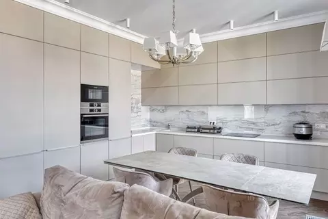 3-к кв. Москва ул. Архитектора Щусева, 1 (90.0 м)