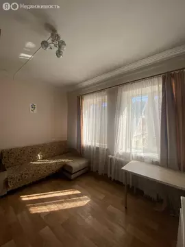 2-комнатная квартира: Октябрьский, улица Кувыкина, 10 (46 м)