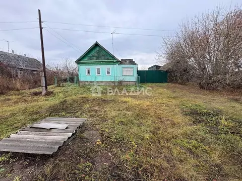 Дом в Пензенская область, Городищенский район, с. Чаадаевка ул. Карла ...