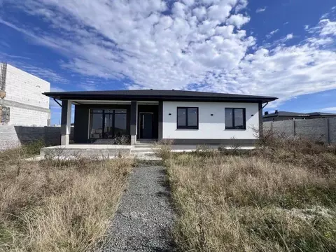 Дом в Крым, Симферопольский район, с. Мирное ул. Абдуль Тейфука, 7 ...