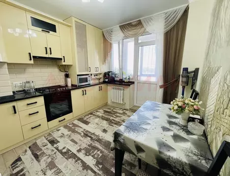 2-к кв. Ростовская область, Аксай ул. Суворова, 21/32к2 (60.0 м)