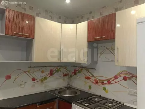 3-комнатная квартира: Салават, улица Калинина, 81 (58.1 м)