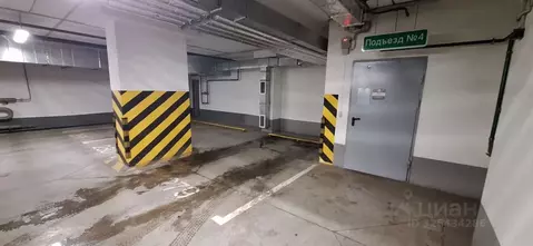 Гараж в Москва Митинская ул., 28к2 (19 м)