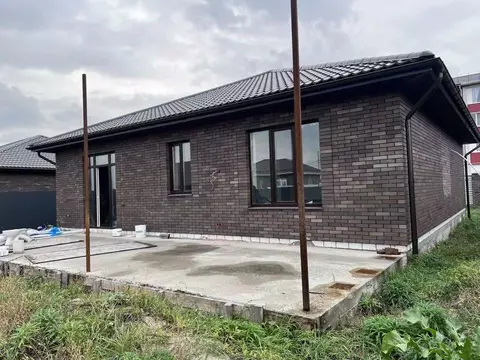 Дом в Брянская область, Брянский район, Отрадненское с/пос, с. ...