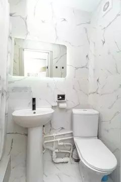 2-к кв. Тюменская область, Тюмень Тарманы мкр, ул. Игримская, 20 (34.4 ...