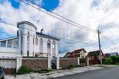 Коттедж в Свердловская область, Среднеуральск ул. Чкалова, 17 (311 м)