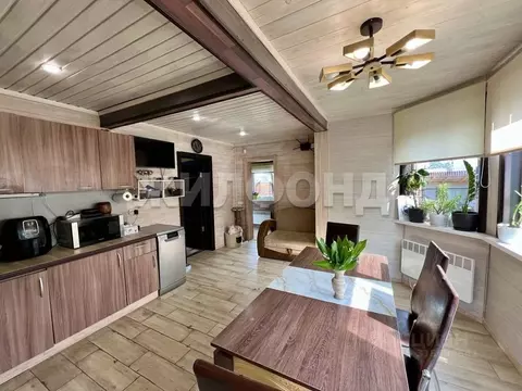 Дом в Иркутская область, Иркутский муниципальный округ, Дорожник СНТ ...