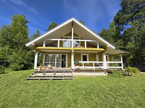 Дом в Ленинградская область, Гатчинский муниципальный округ, Вырица ...