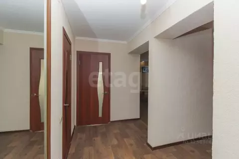 2-к кв. Омская область, Омск Береговой мкр, ул. Киселева, 33 (52.0 м)