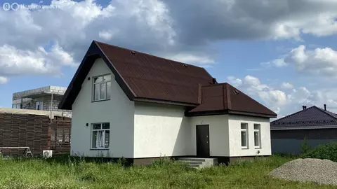 Дом в Свердловская область, Белоярский муниципальный округ, посёлок ...