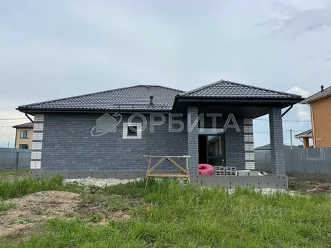 Дом в Тюменская область, Тюменский район, д. Зубарева ул. Благодатная ...