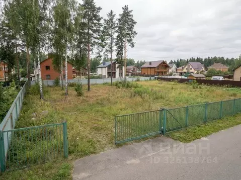 Участок в Московская область, Чехов Карьерная ул. (10.0 сот.)