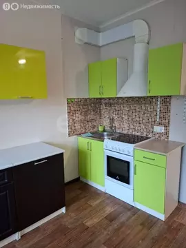 2-комнатная квартира: Бердск, Большевистская улица, 53 (60 м)