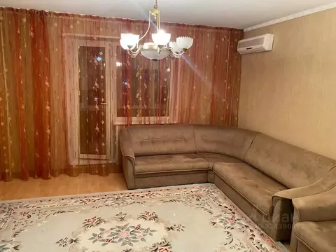 3-к кв. Челябинская область, Челябинск ул. Братьев Кашириных, 132 ...