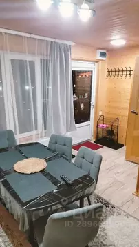 Дом в Карачаево-Черкесия, Зеленчукский район, с. Архыз ул. Курджиева, ...