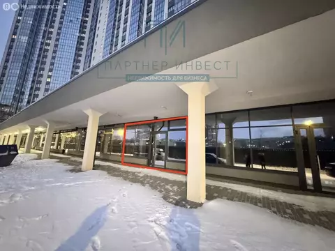 Торговая площадь (86.3 м)