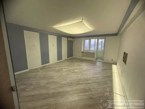 3-к кв. Самарская область, Самара Финская ул., 96 (143.0 м)