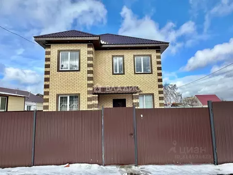 Дом в Пензенская область, Пенза Петровская ул., 57 (150 м)