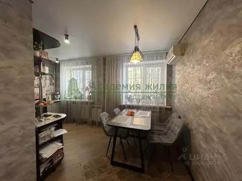 2-к кв. Саратовская область, Энгельс 2-й мкр, 27 (58.0 м)