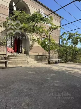 Дом в Крым, Сакский район, Суворовское с/пос, с. Каменоломня ул. ...