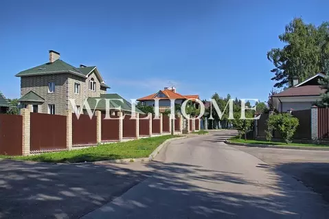 Продается дом в КП Пенаты