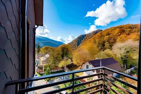 2-к кв. Краснодарский край, Сочи Красная Поляна пгт, ул. Пчеловодов, 9 ...