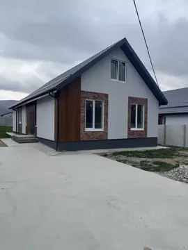 Дом в Крым, Симферопольский район, Добровское с/пос, с. Пионерское ул. ...