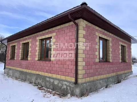 Дом в Курская область, Курский район, Полянский сельсовет, д. 2-е ...