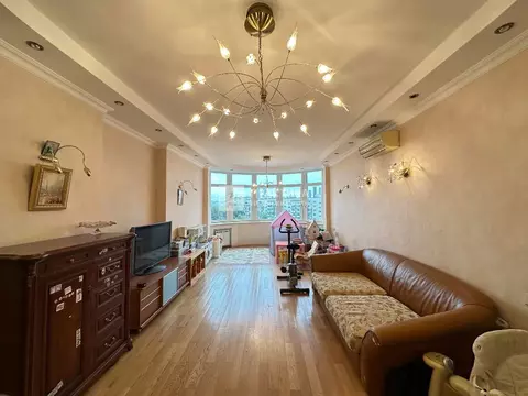 Продается 3-комнатная квартира