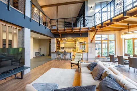 Дом в Московская область, Мытищи городской округ, с. Марфино  (450 м)