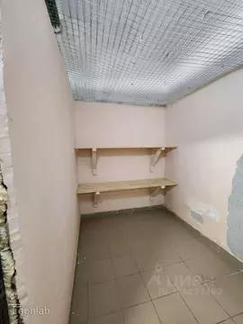 Гараж в Москва Десеновское поселение, ул. 3-я Нововатутинская, 8 (7 м)